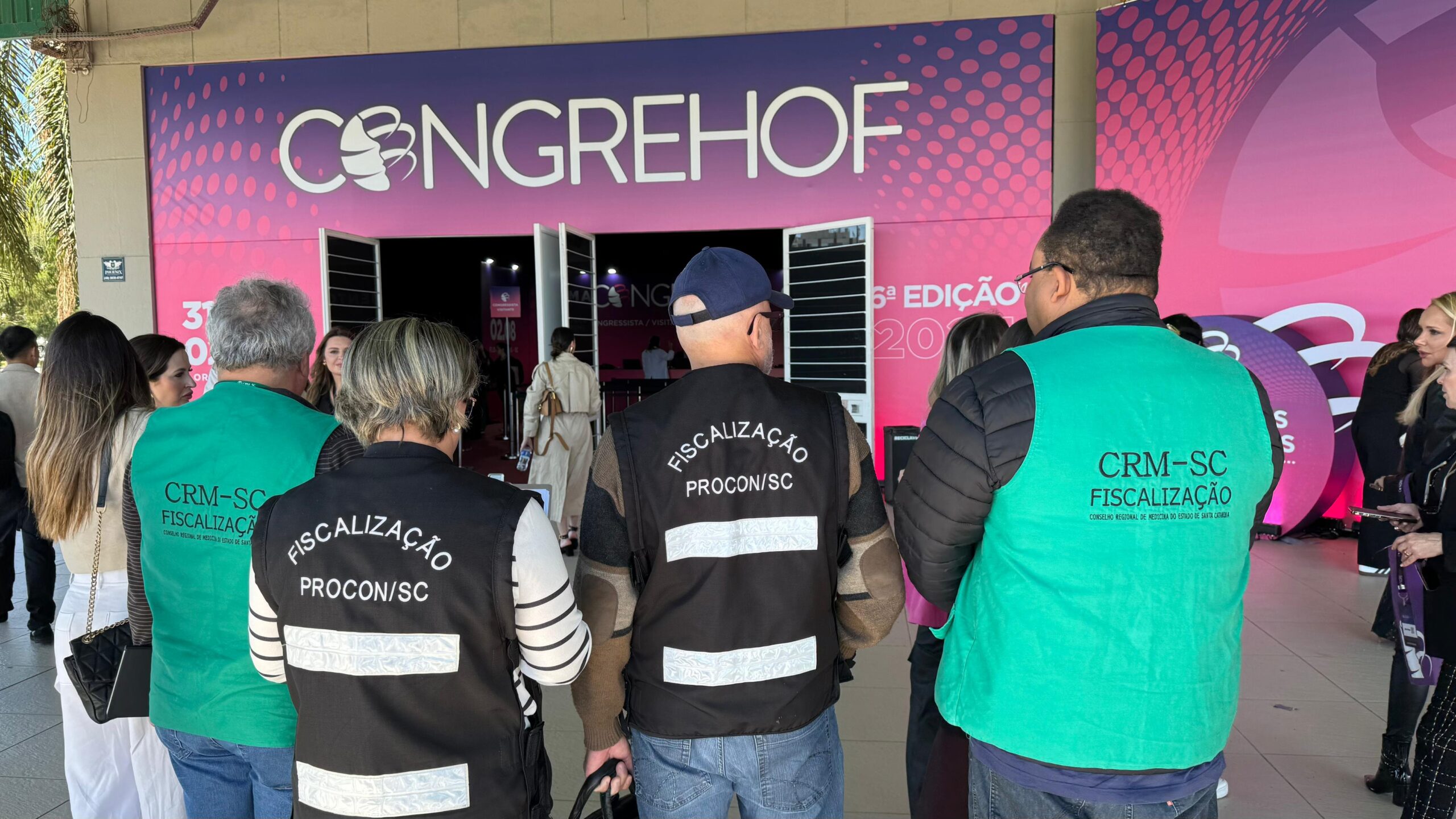 Procon SC e CRM fiscalizam Congresso de Harmonização Facial em Florianópolis